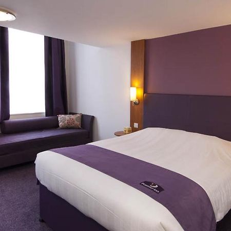 Premier Inn Sittingbourne Kent Exterior photo